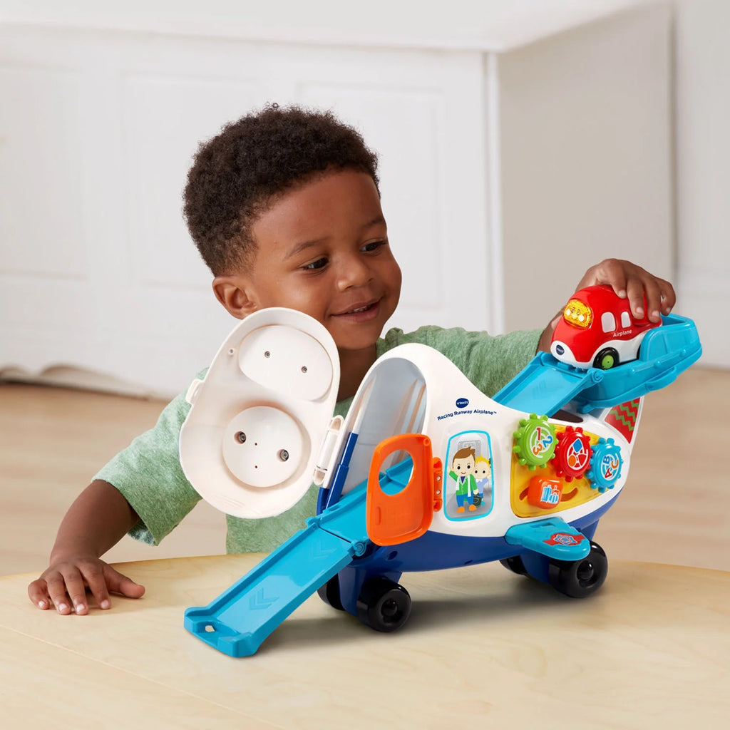 Go! Go! Smart Wheels Racing Runway Airplane with Toy Vehicle G644767