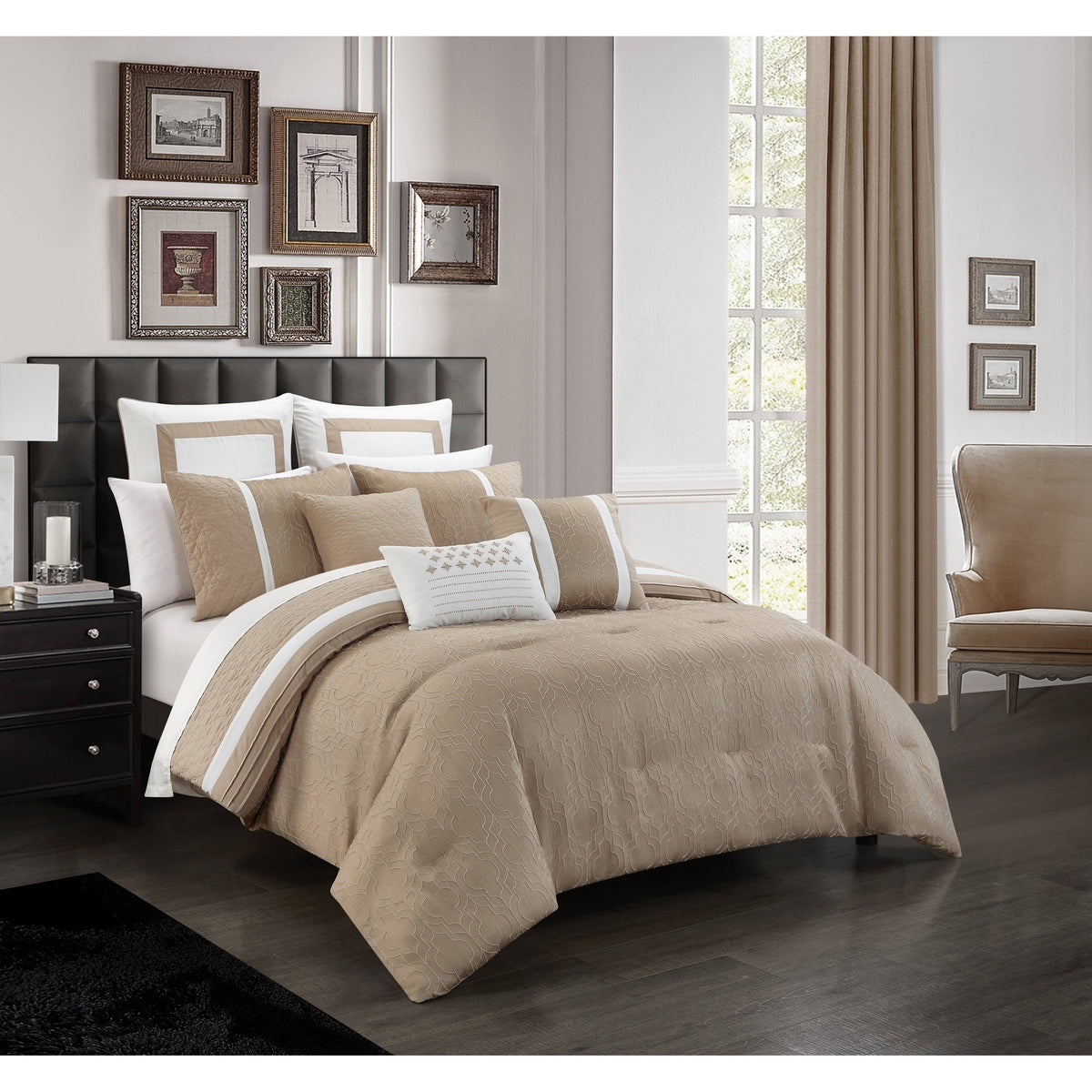 King Jacquard Geometric Pattern 8 Piece Bedding Set L238