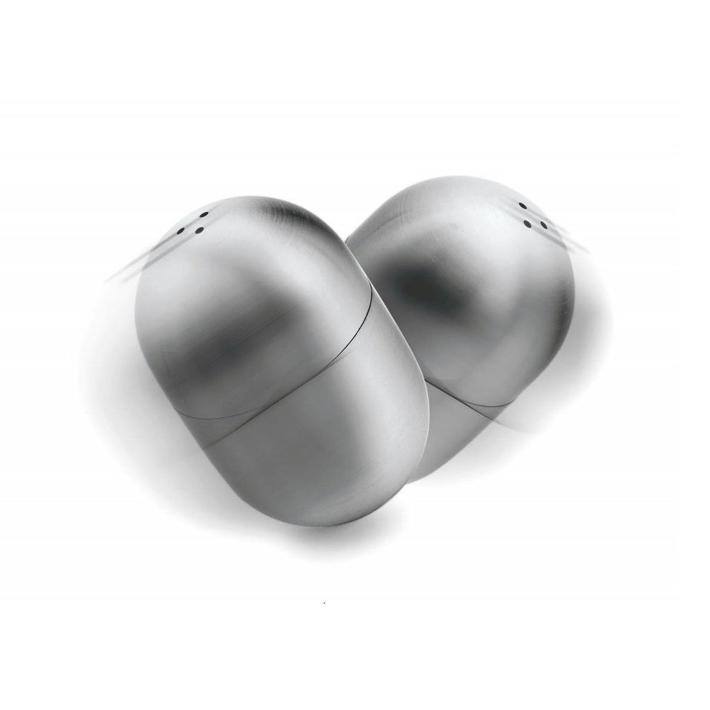 Salt and Pepper Shaker Set M412