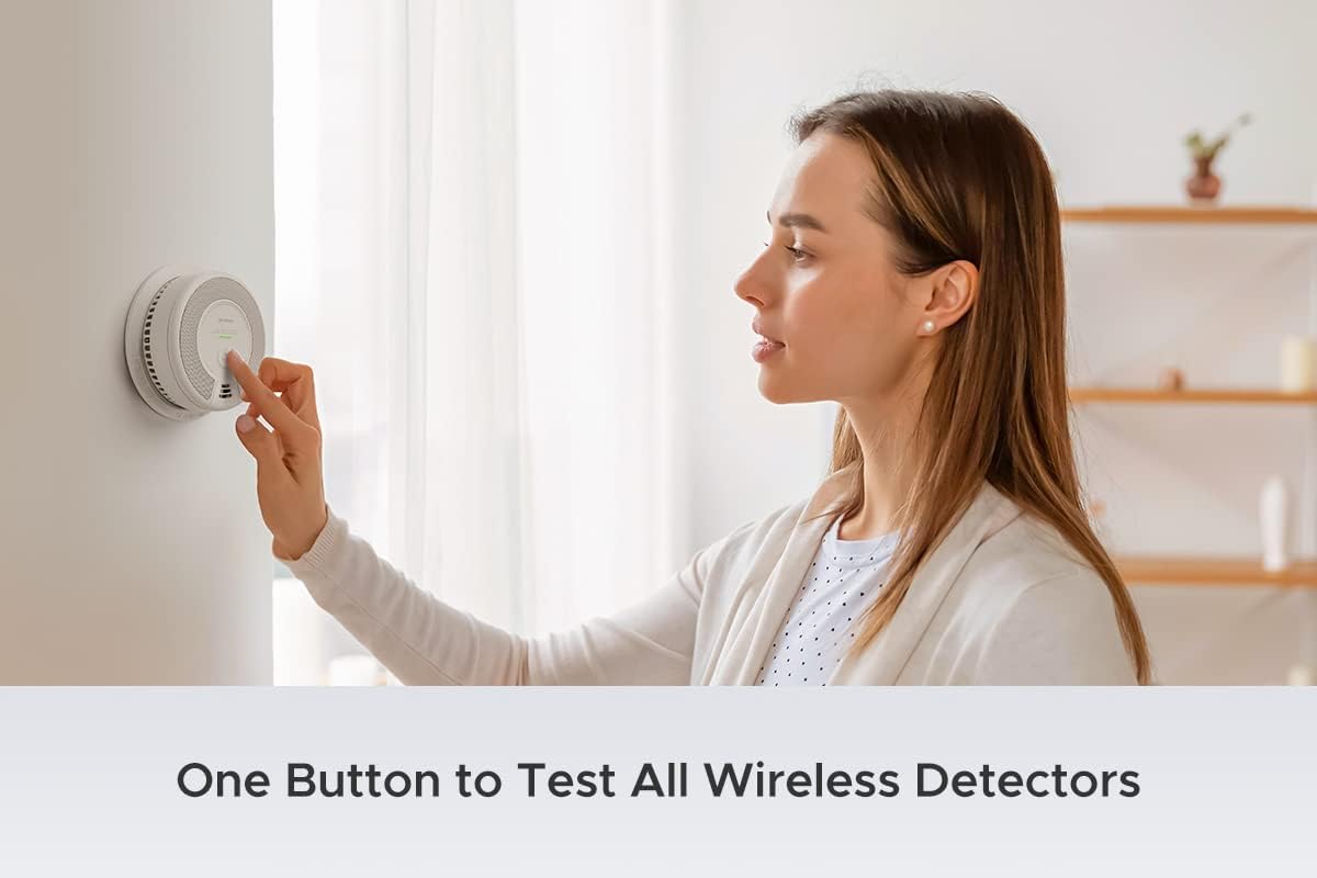 3 Pack Wireless Interconnected Combination Smoke and Carbon Monoxide Detector Q39332