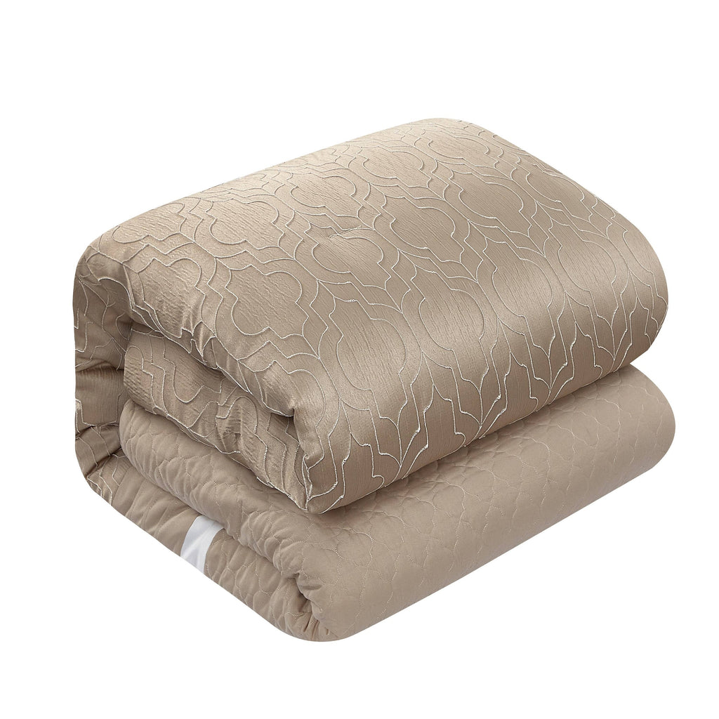 King Jacquard Geometric Pattern 8 Piece Bedding Set L238