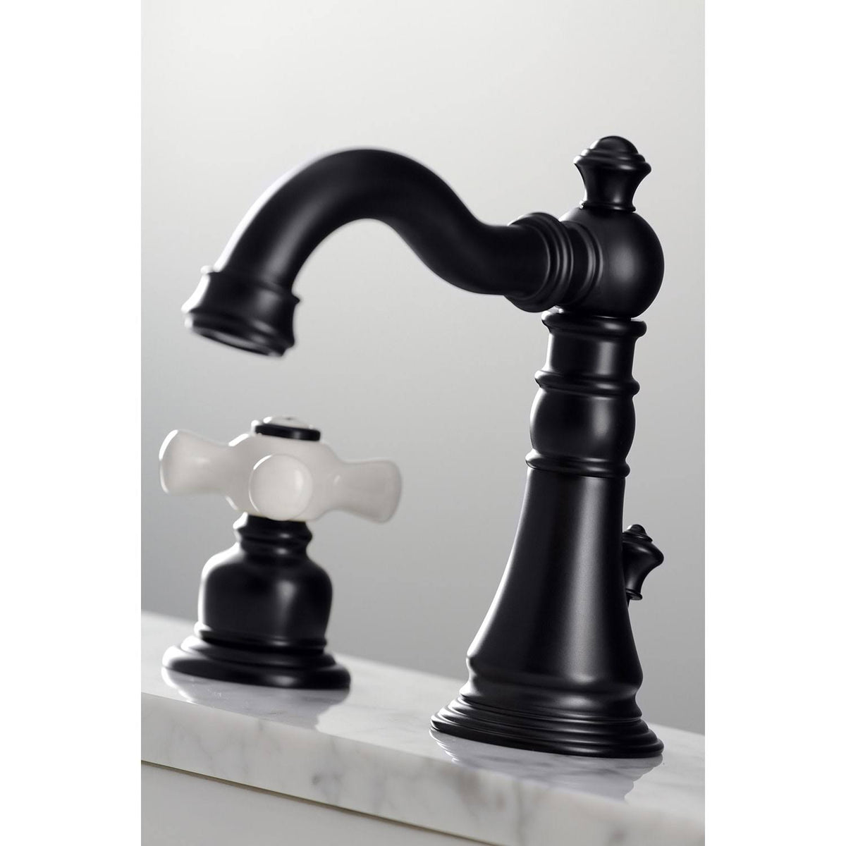 8 in. Widespread Bathroom Faucet Oil Rubbed Bronze U206498