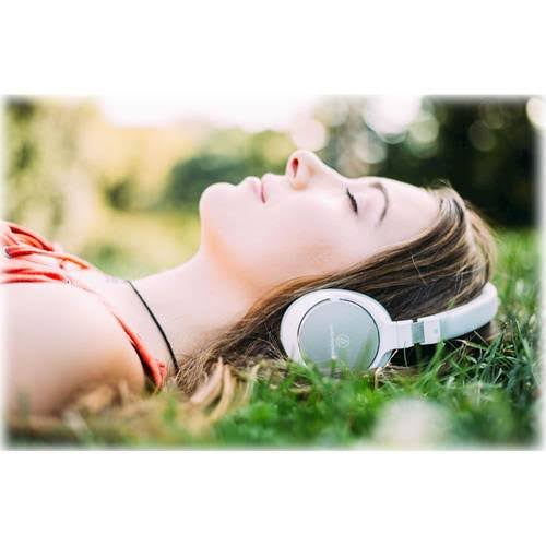 White Wireless On-Ear Headphones F239