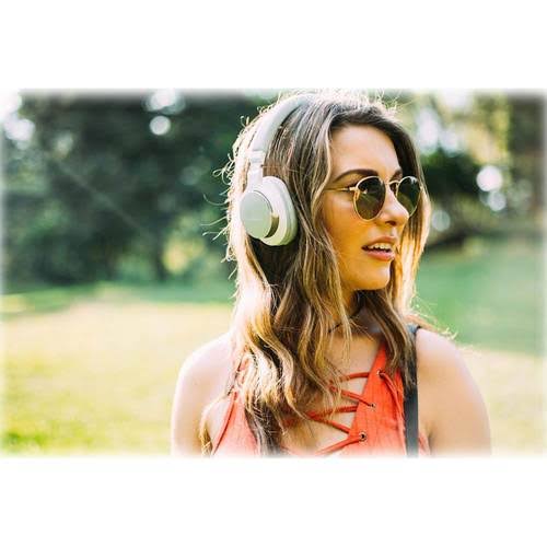 White Wireless On-Ear Headphones F239