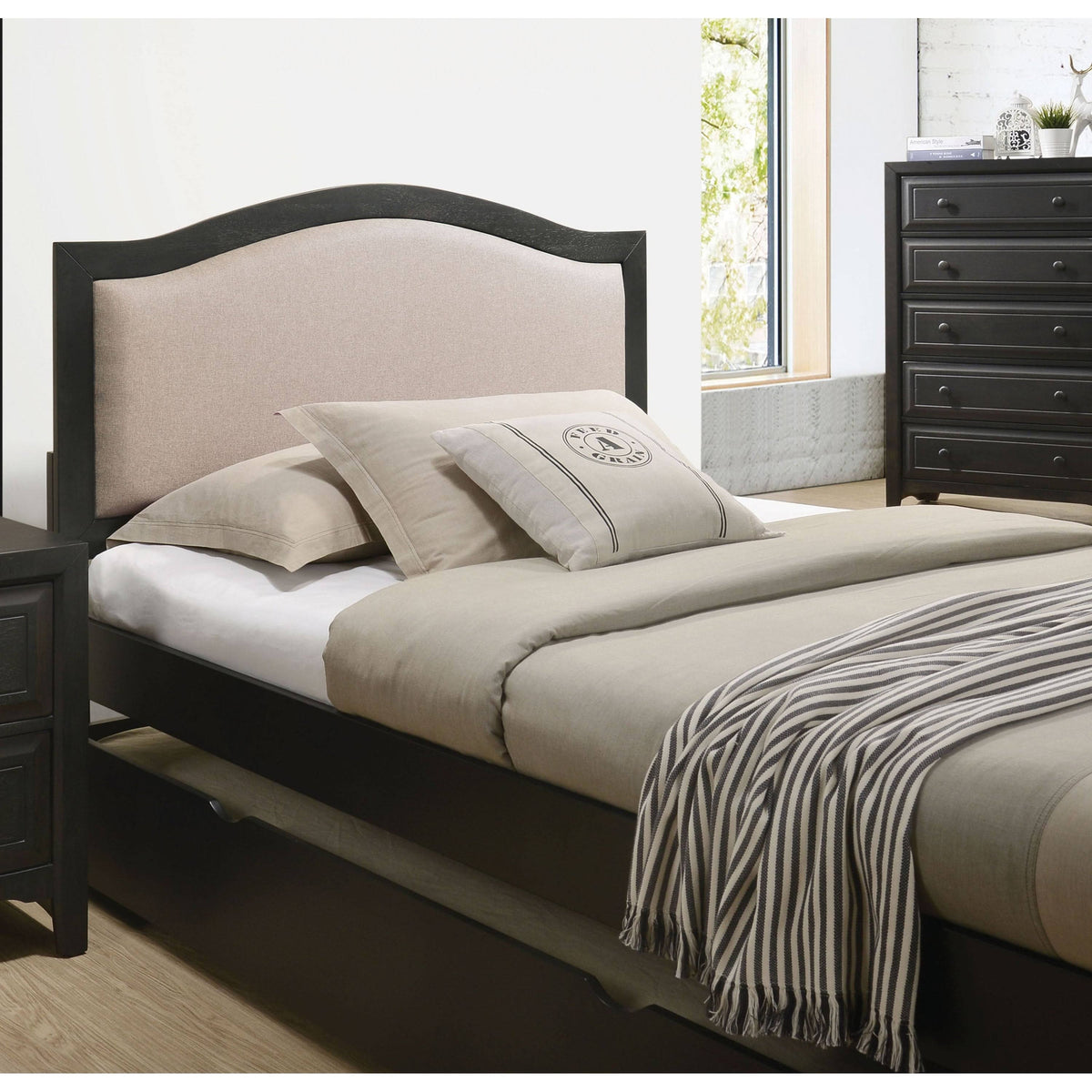 Dark Grey Wood Trundle Q63545