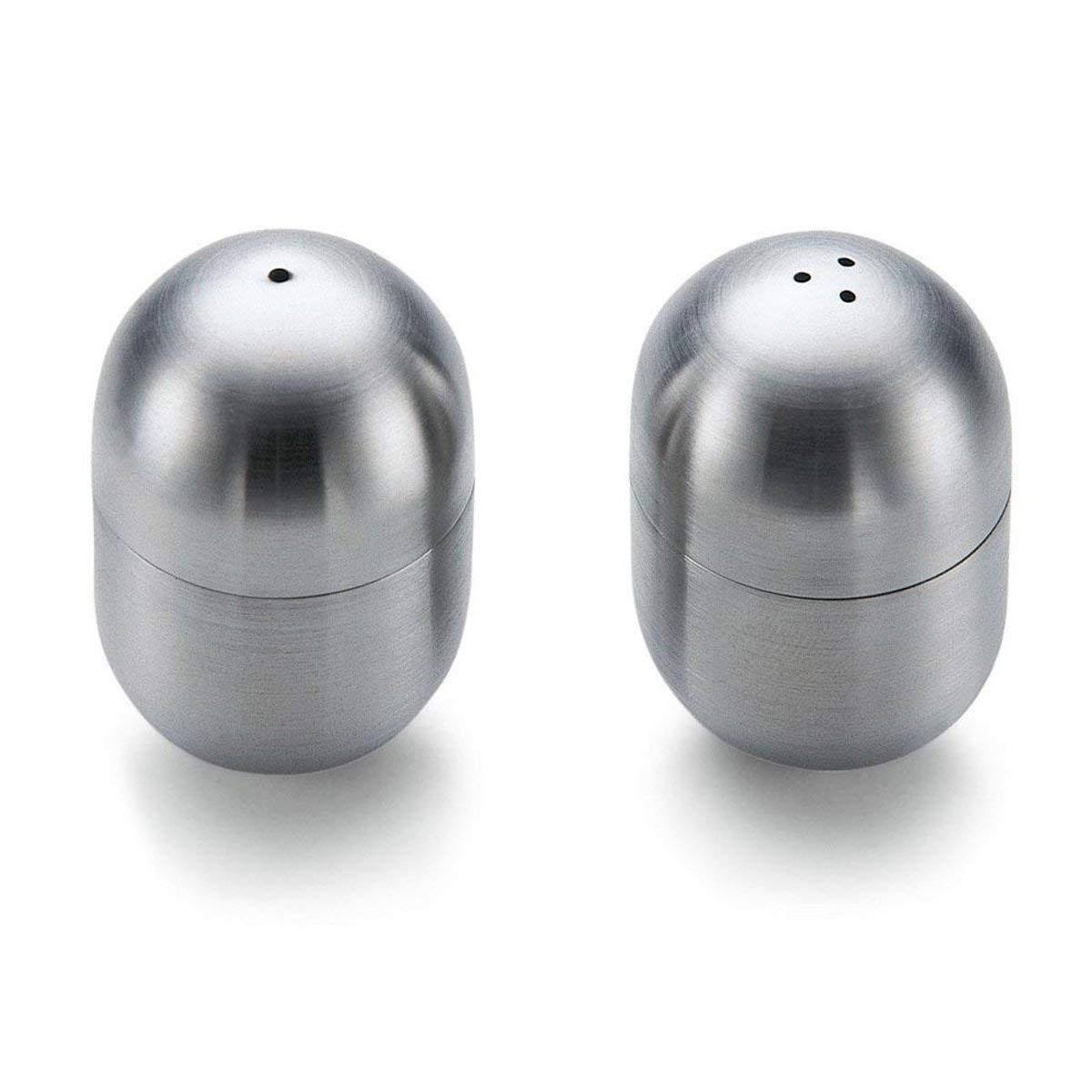 Salt and Pepper Shaker Set M412