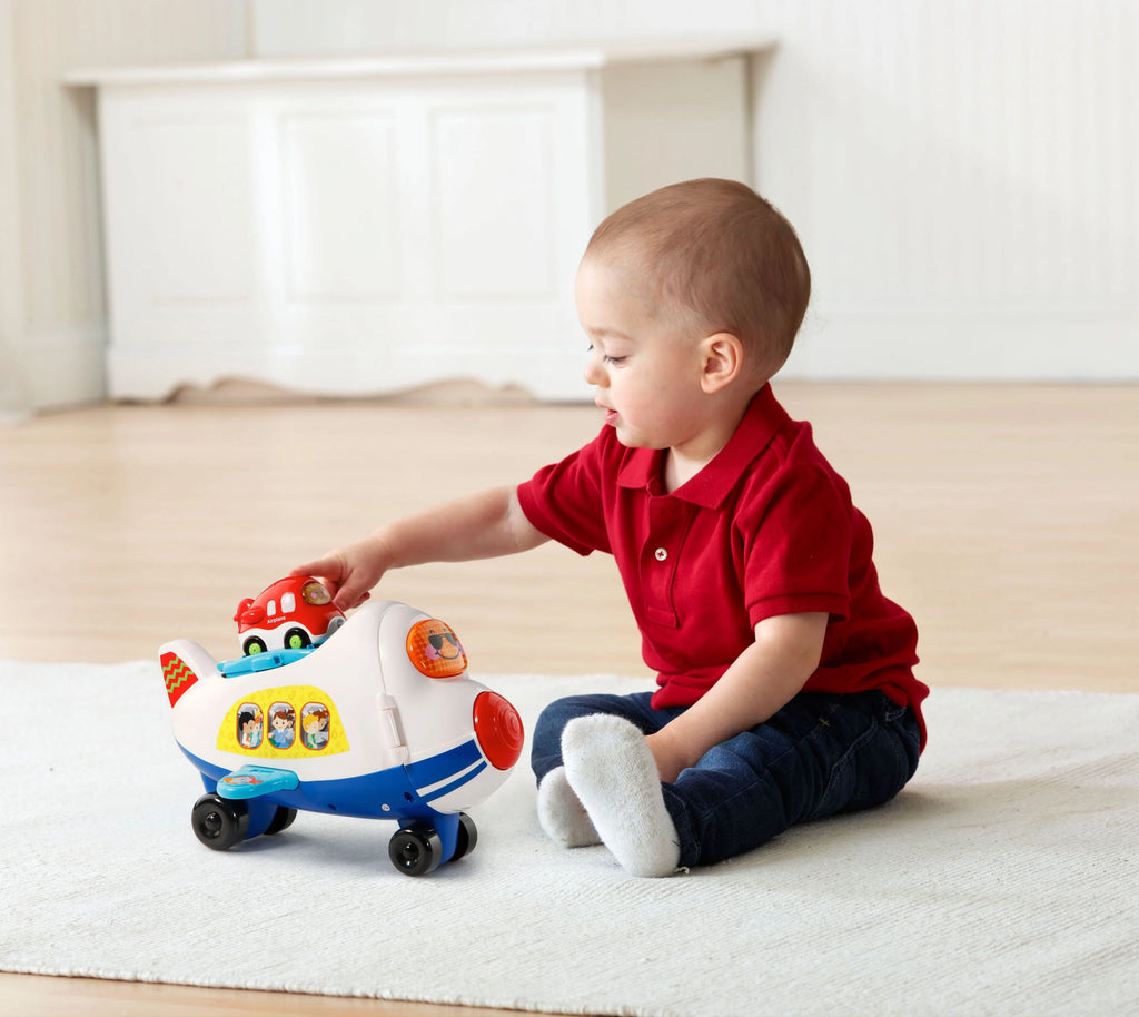 Go! Go! Smart Wheels Racing Runway Airplane with Toy Vehicle G644767