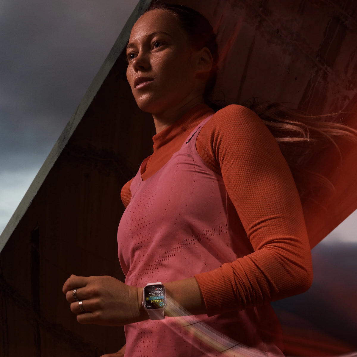 Silver Aluminum Case 45mm Sport Band Fitness Tracker D146745