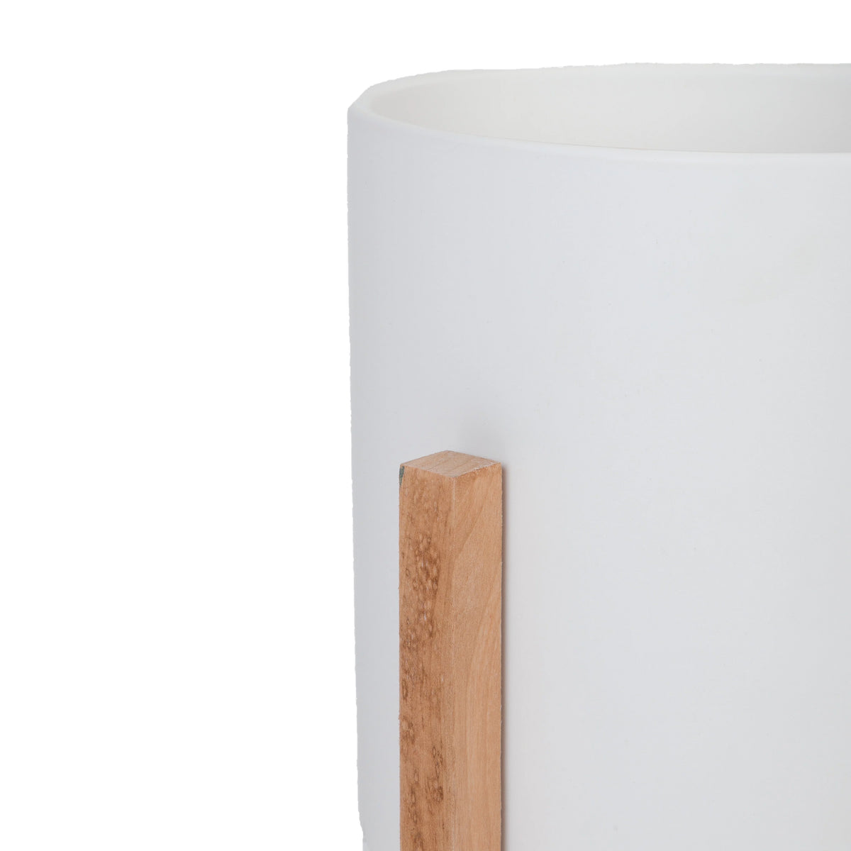 Ceramic Planter with Wood Legs V260